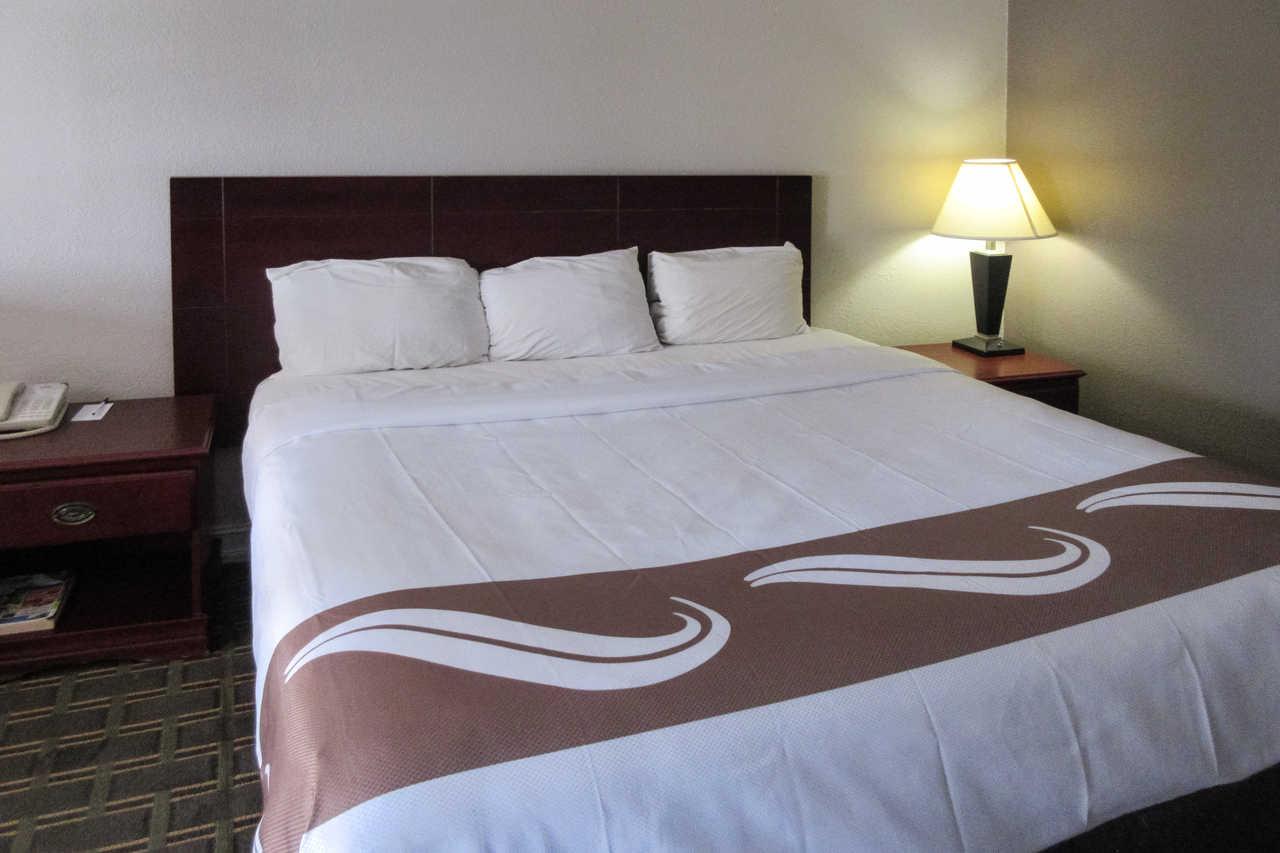 Quality Inn And Suites Port Arthur Nederland Buitenkant foto